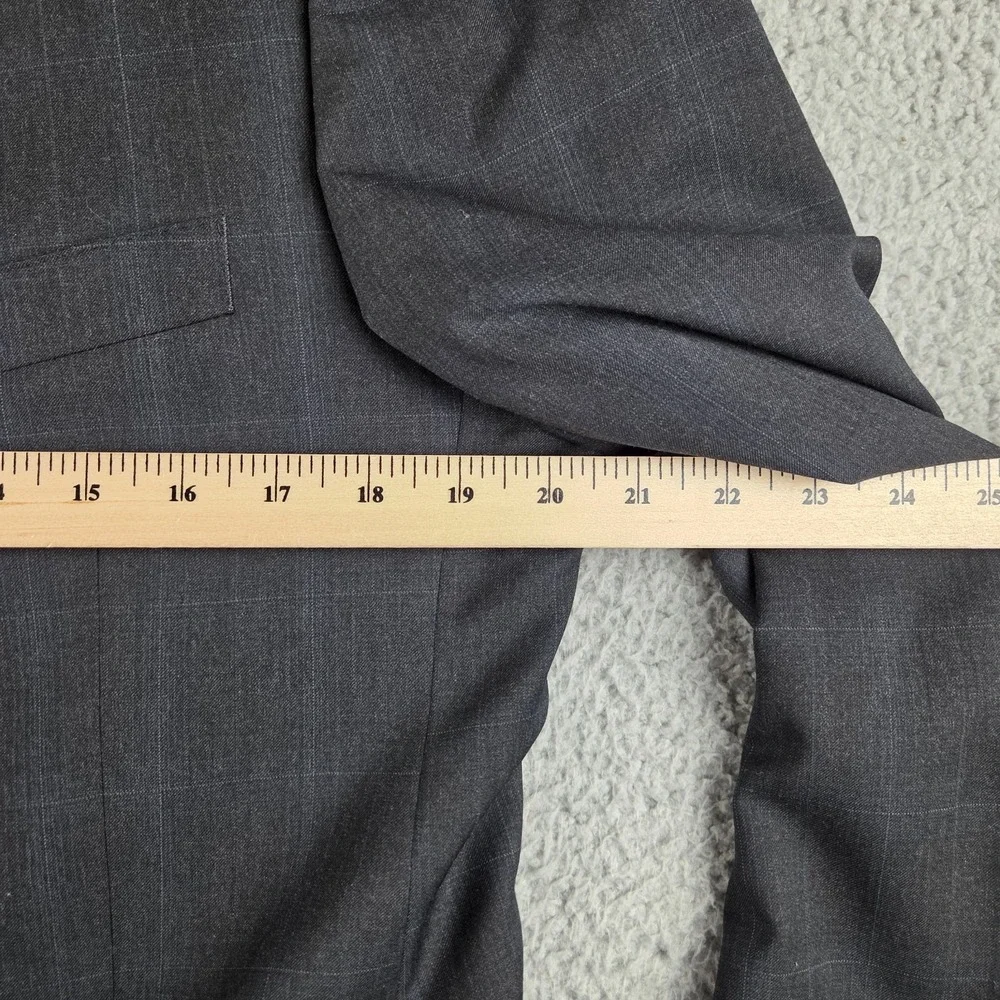 Peter Millar Blazer Sport‎ Coat Jacket 2-Button 100% Wool Mens 40R Gray Plaid